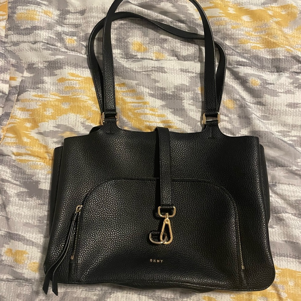 DKNY Leather Purse w/ Dust Bag
